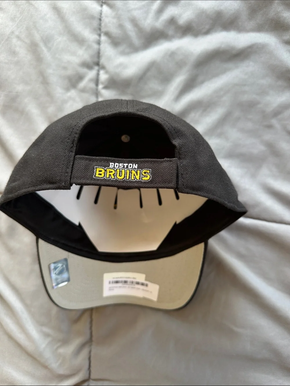 NHL '47 Black and Yellow Boston Bruins Hat